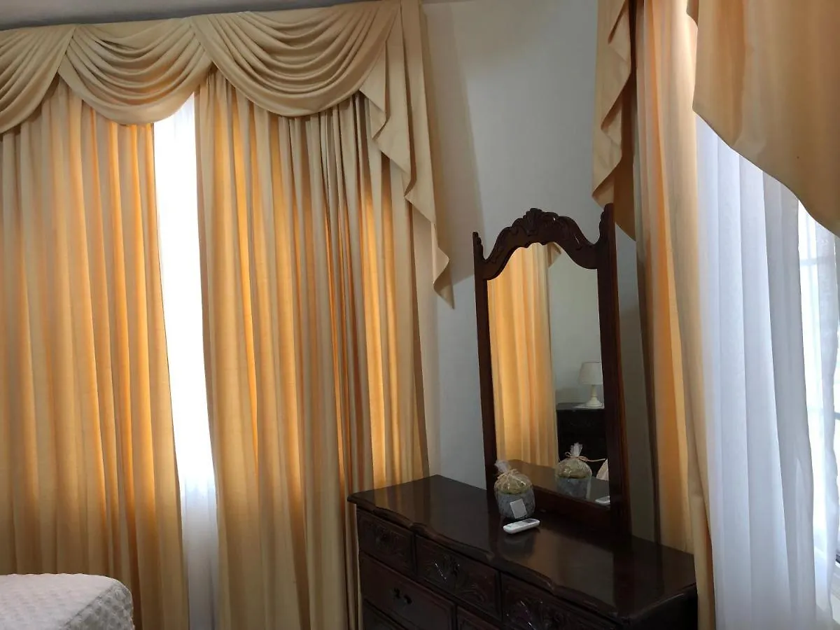Vendégház Goldenview Guesthouse Ocho Rios Jamaica